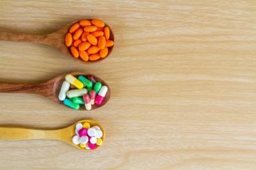 medicine-pill-capsule_1388-256.jpg medicine-pill-capsule_1388-256.jpg